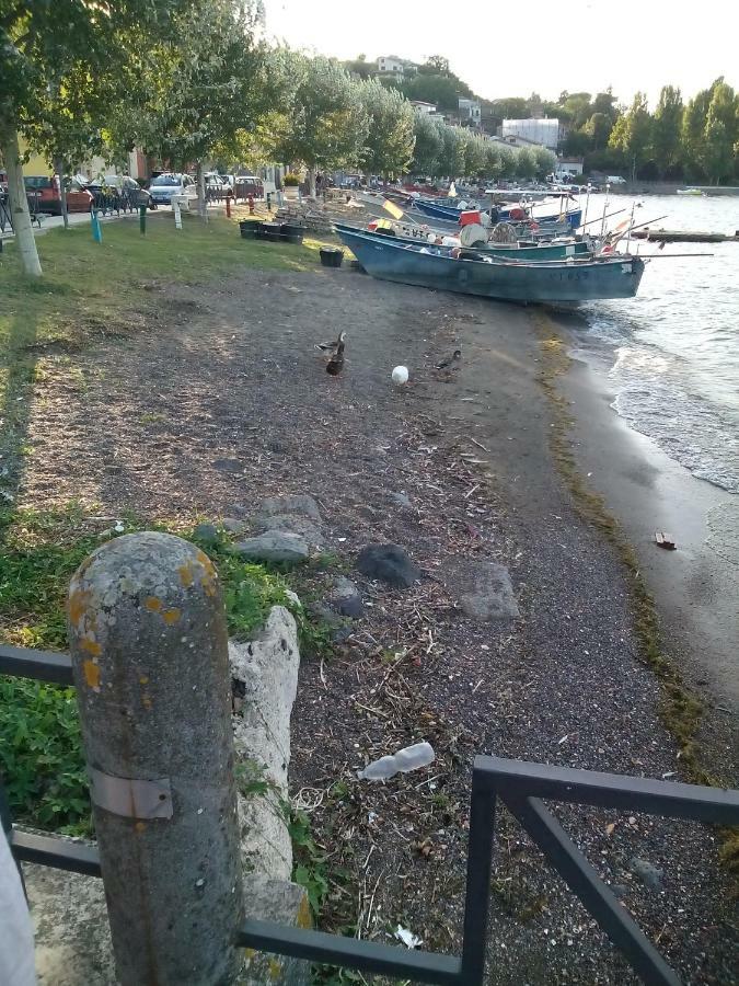 Appartamento A Marta Nel Lago Di Bolsena Exteriör bild