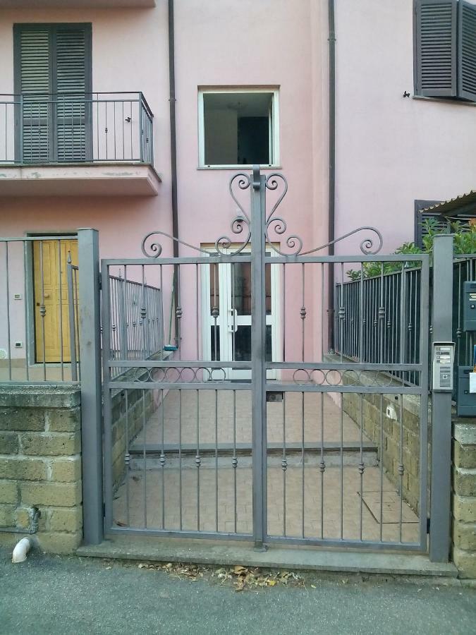Appartamento A Marta Nel Lago Di Bolsena Exteriör bild